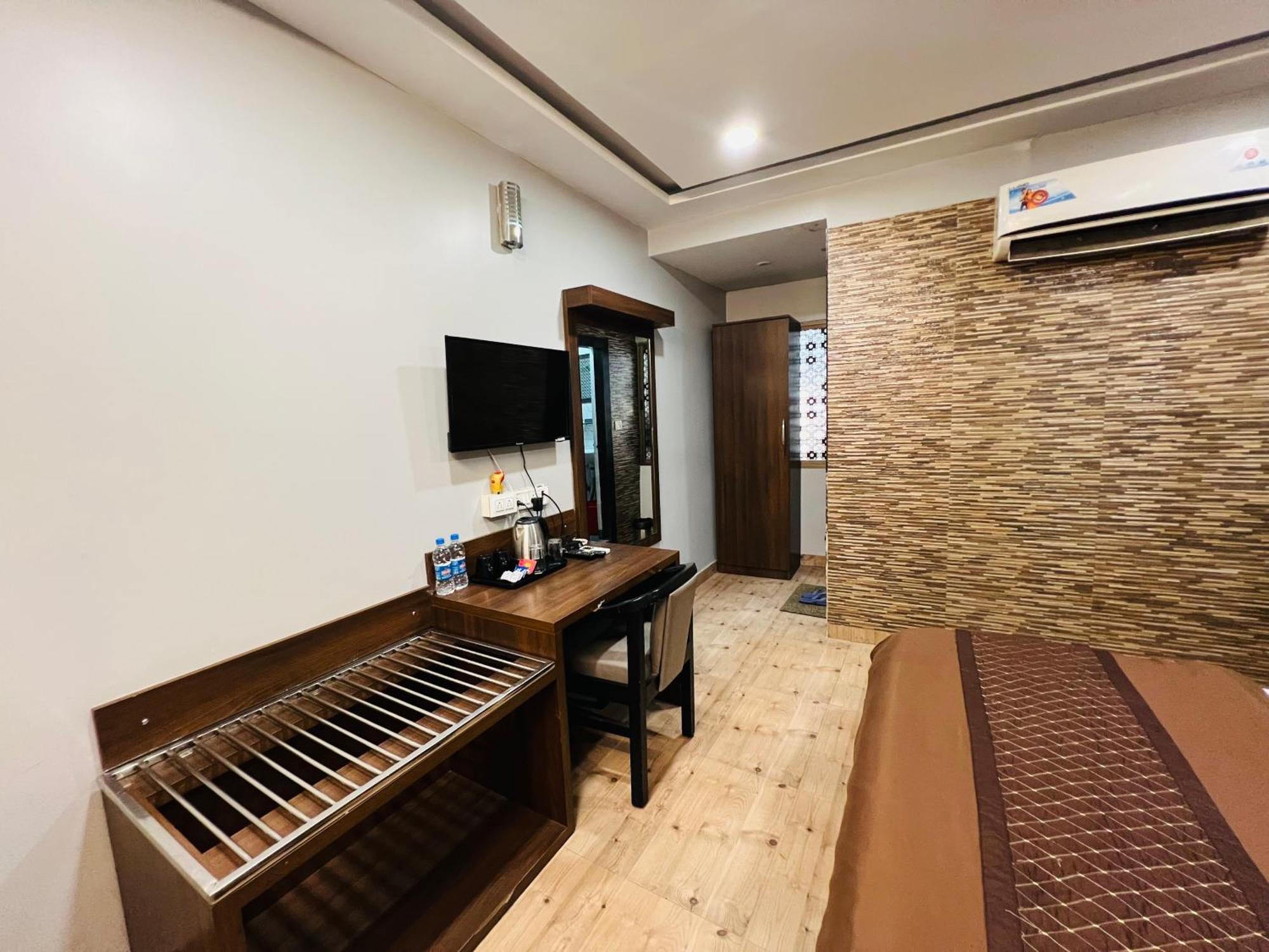Hotel Sabera Siliguri Dış mekan fotoğraf
