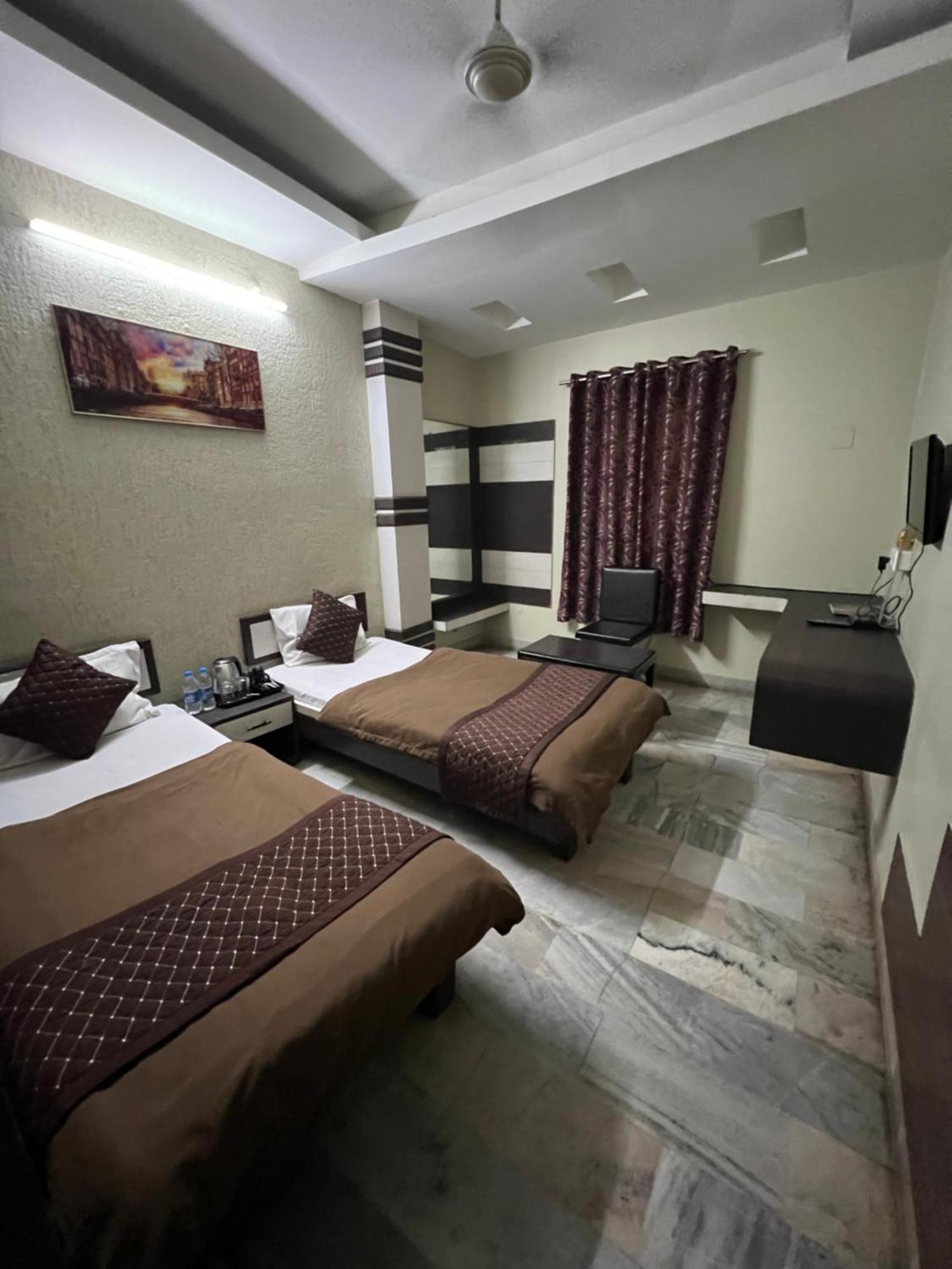 Hotel Sabera Siliguri Dış mekan fotoğraf