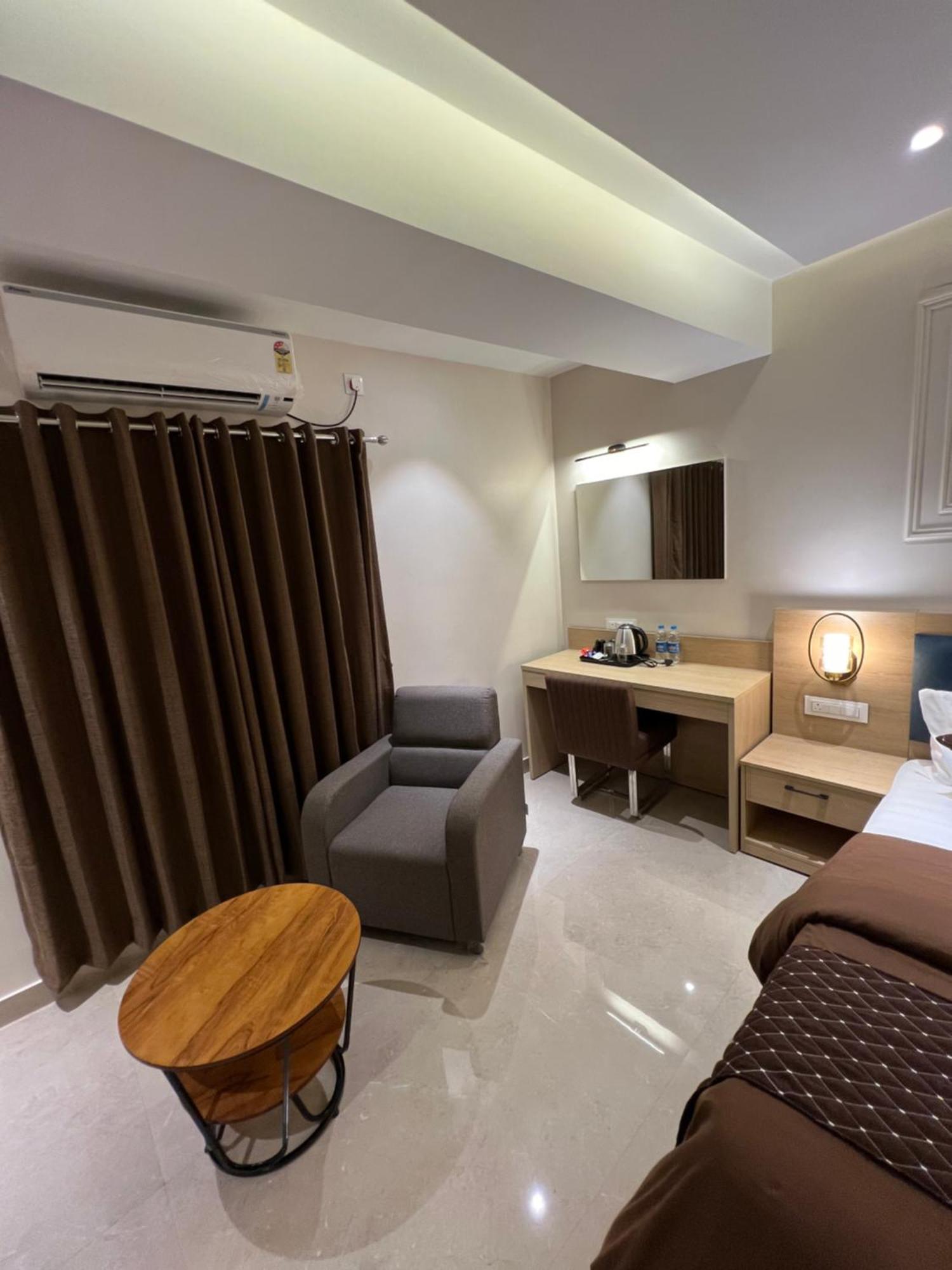 Hotel Sabera Siliguri Dış mekan fotoğraf